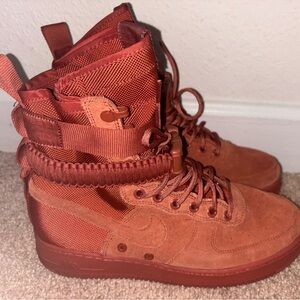 Nike SF Air Force 1 High “Dusty Peach” Men’s Size 9 w/ Original Box